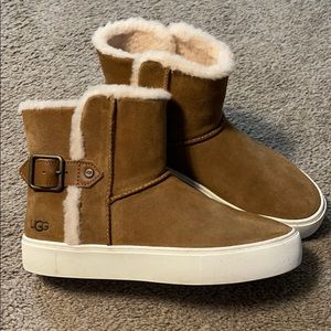 Aika Sheepskin Ugg Boot